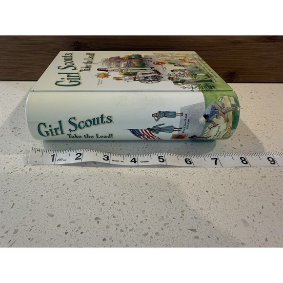 Girl Scout Tin Take the Lead Book Style - Picture 6 of 12